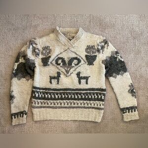 💛🩶 Vintage Women Hand-Knit Wool Sweater M Unique Folk-Art Design Cream Grey
